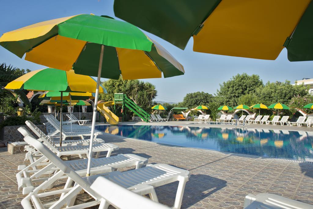 Fili Hotel Apartments Tigkaki  Ngoại thất bức ảnh