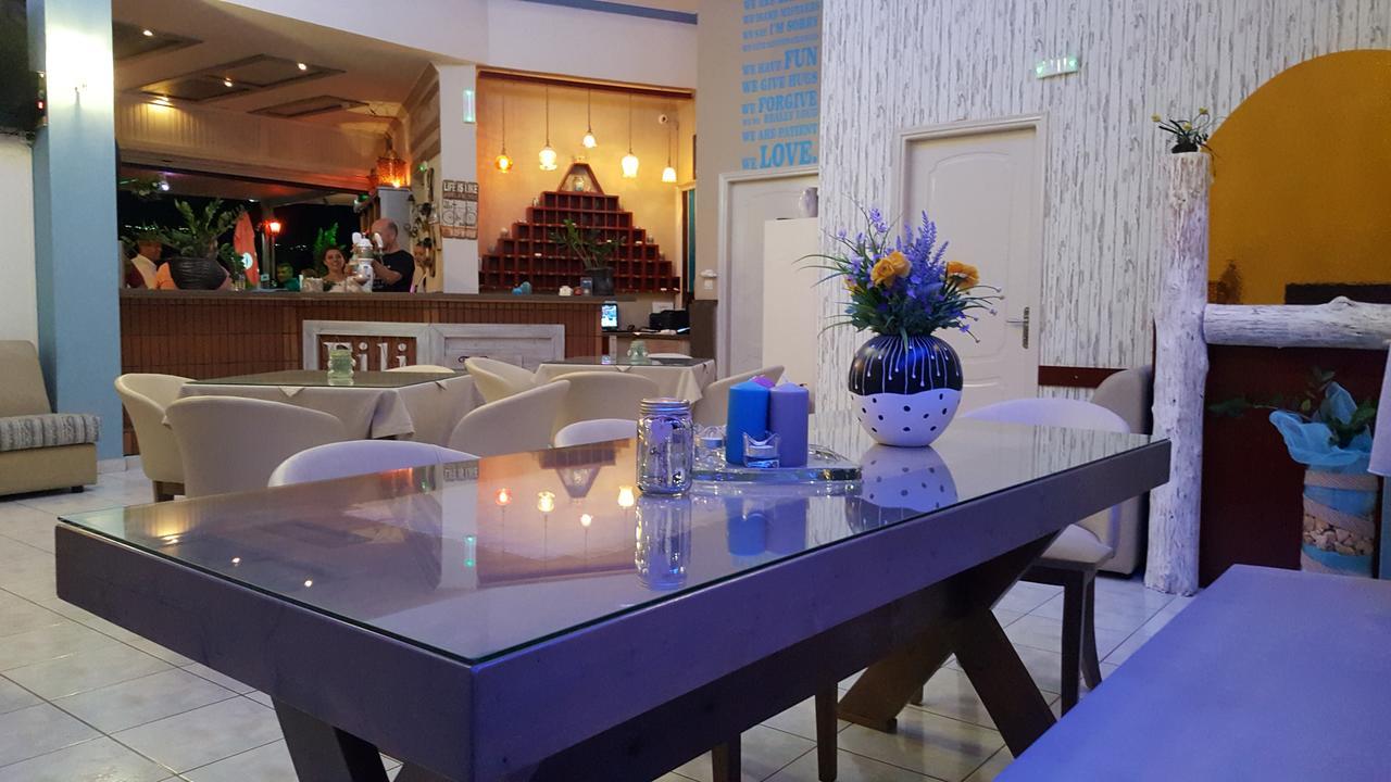 Fili Hotel Apartments Tigkaki  Ngoại thất bức ảnh