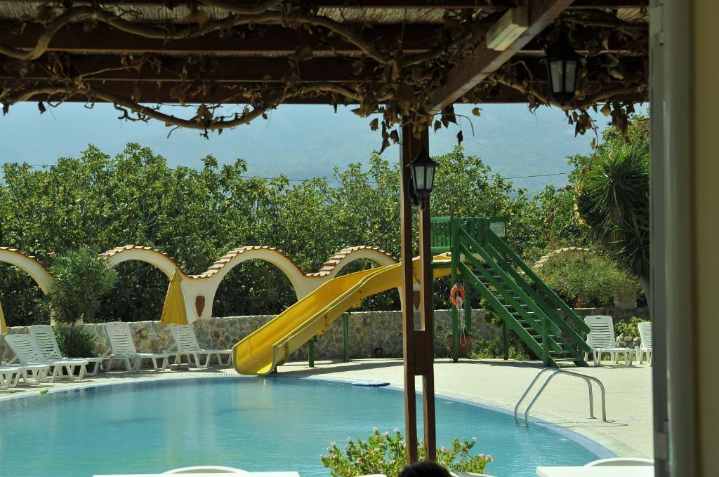 Fili Hotel Apartments Tigkaki  Ngoại thất bức ảnh